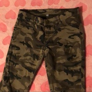 Camp print jeans